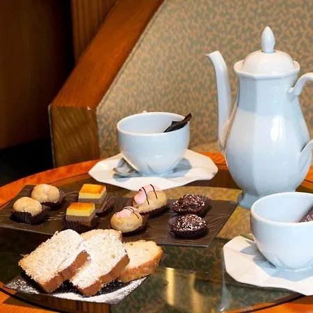 Hotel Logis La Source Bleue