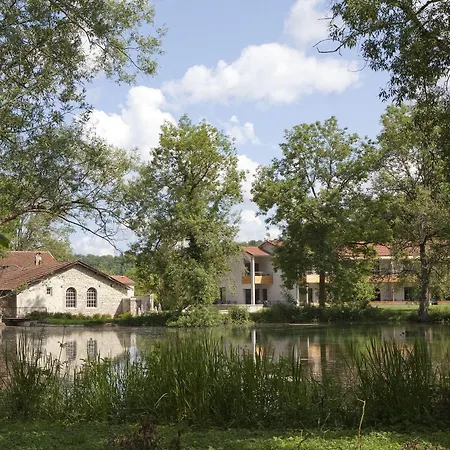 Hotel Logis La Source Bleue