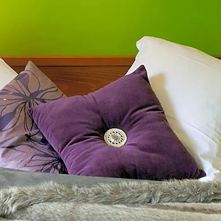 Hotel Demeures Et Chateaux La Source Bleue 3*