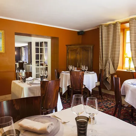 Hotel Demeures Et Chateaux La Source Bleue 3*