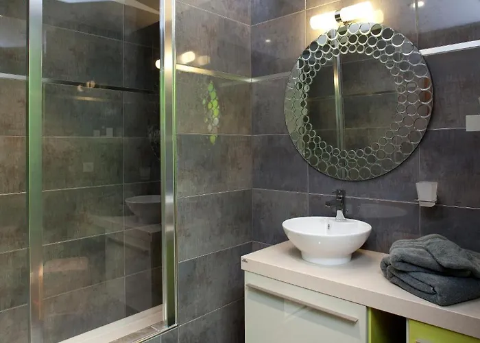 Logis La Source Bleue 3*