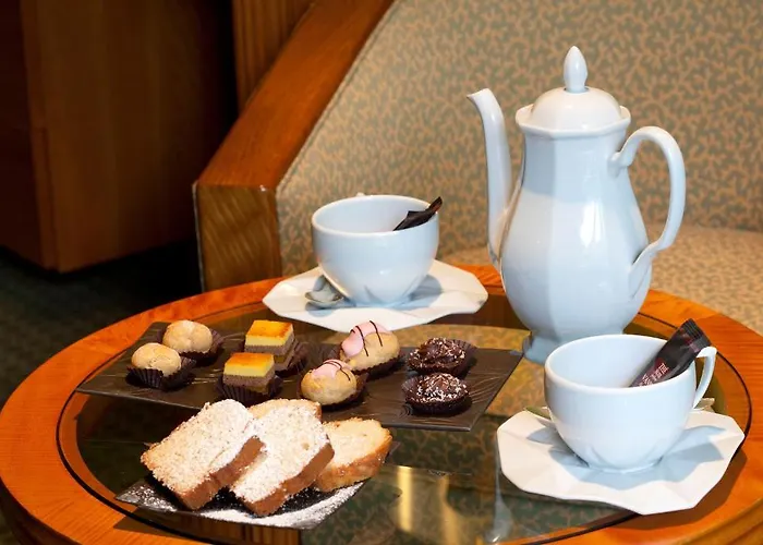 Logis La Source Bleue Hotel