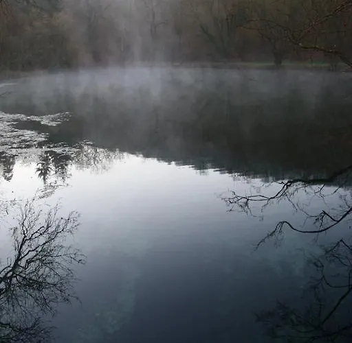 Hotel Logis La Source Bleue