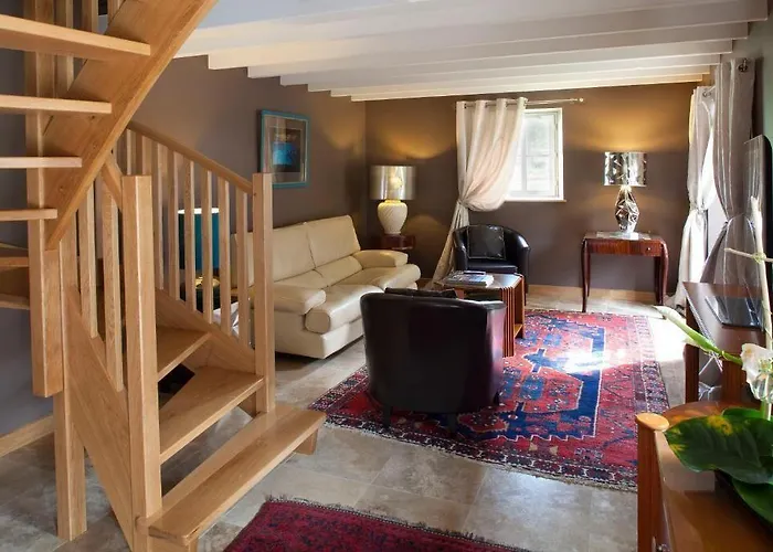 Logis La Source Bleue Hotel 3*