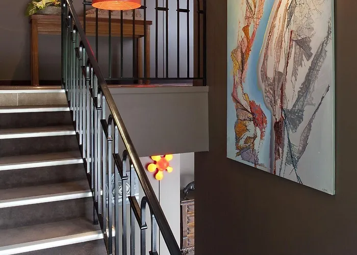 Hotel Logis La Source Bleue 3*