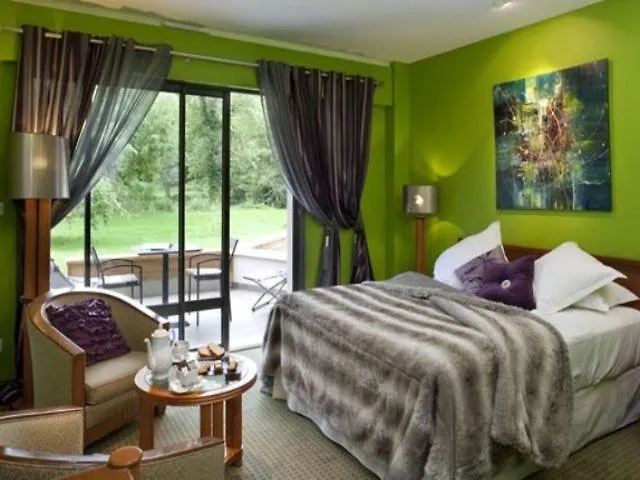 Hotel Logis La Source Bleue